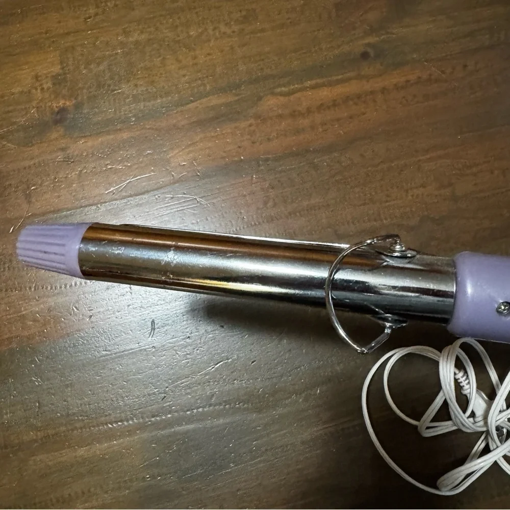 Vidal Sassoon VS122 1 Inch Barrel Pro Curling Iron Waves Y2K Purple Tested Works